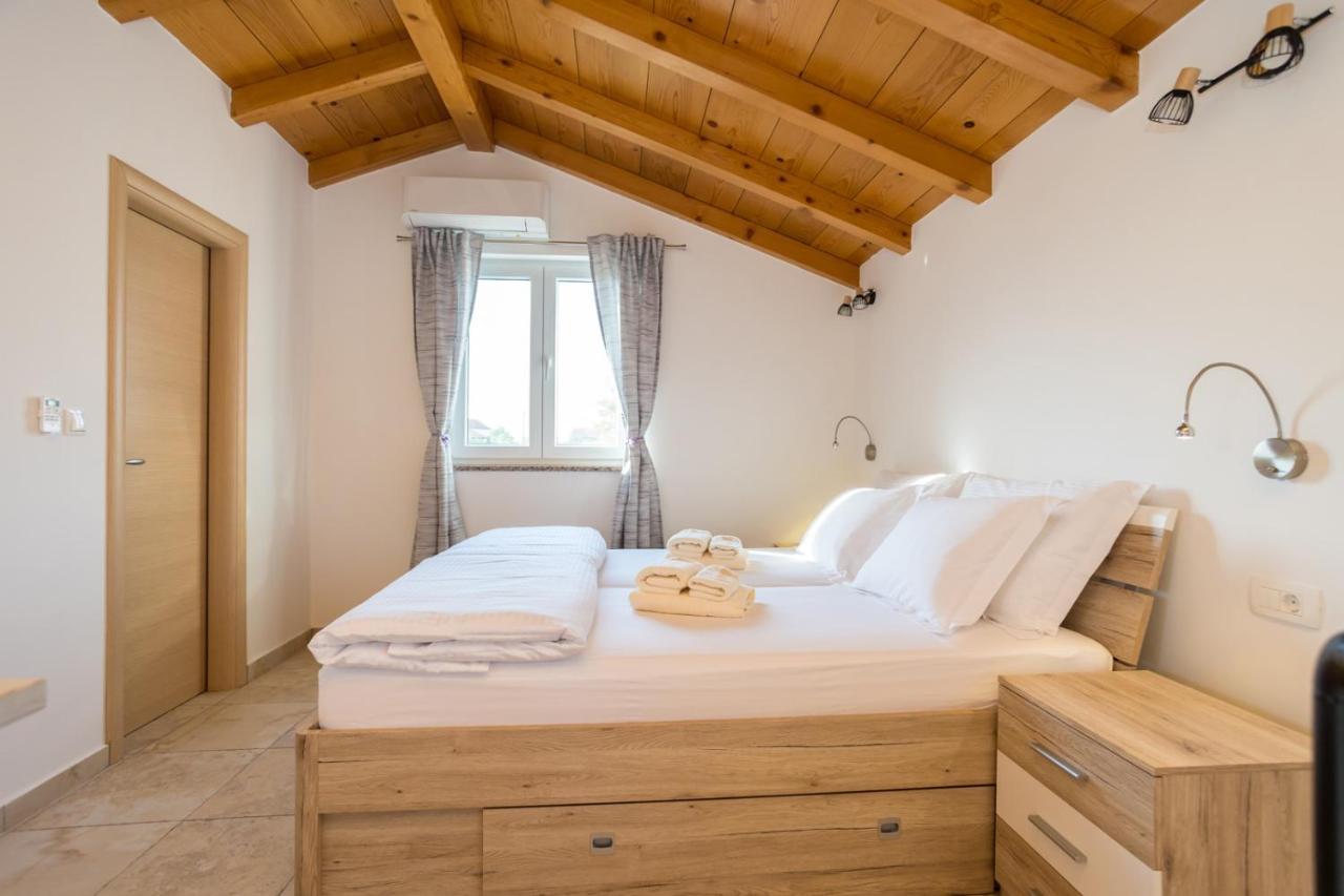 Holiday House Toici Nenadici  Exterior foto